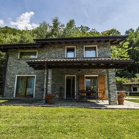 Betulla Con Piscina Privata Sul Di Villa *