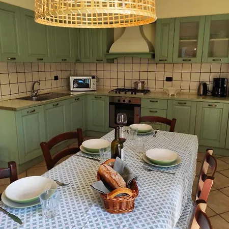 Betulla Con Piscina Privata Sul Di *